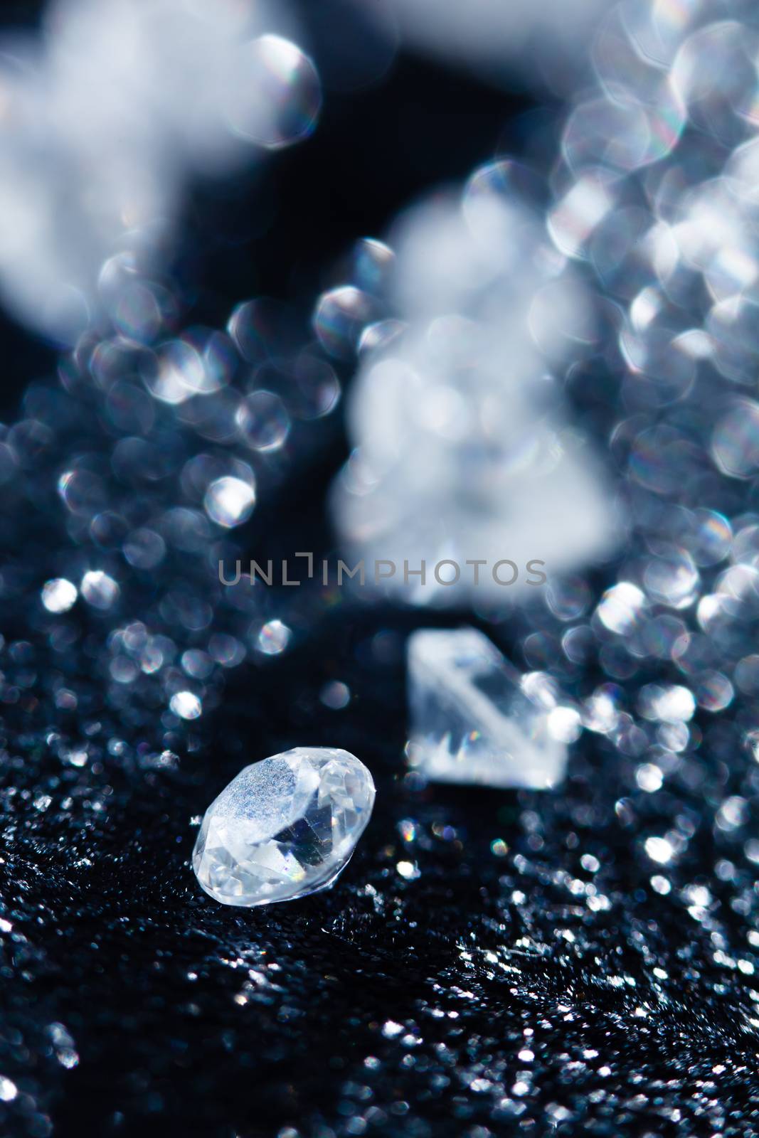 diamonds on black background by shebeko