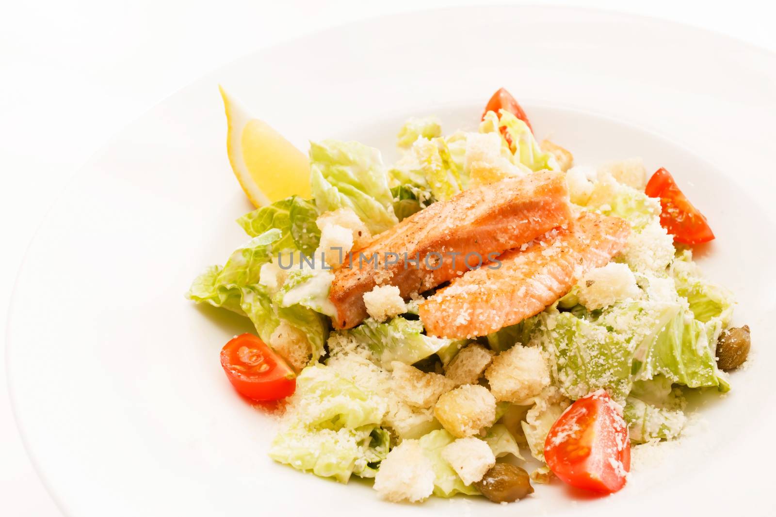 caesar salad with salmon by shebeko