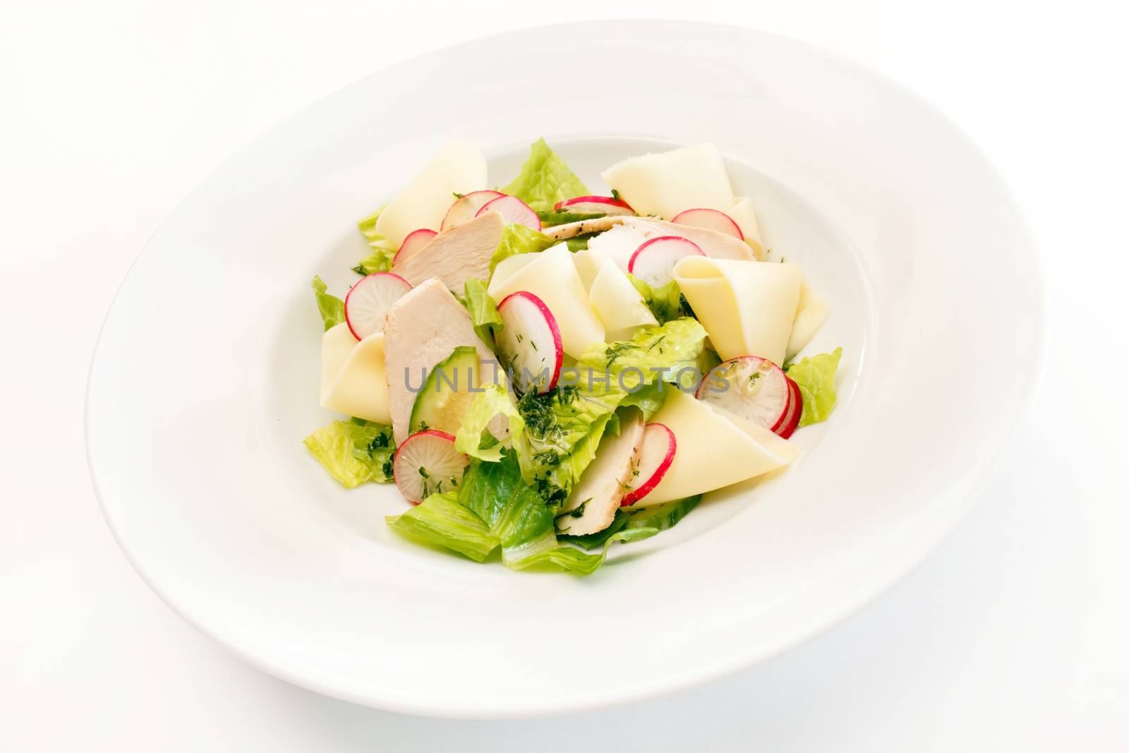 salad with radish and cheese