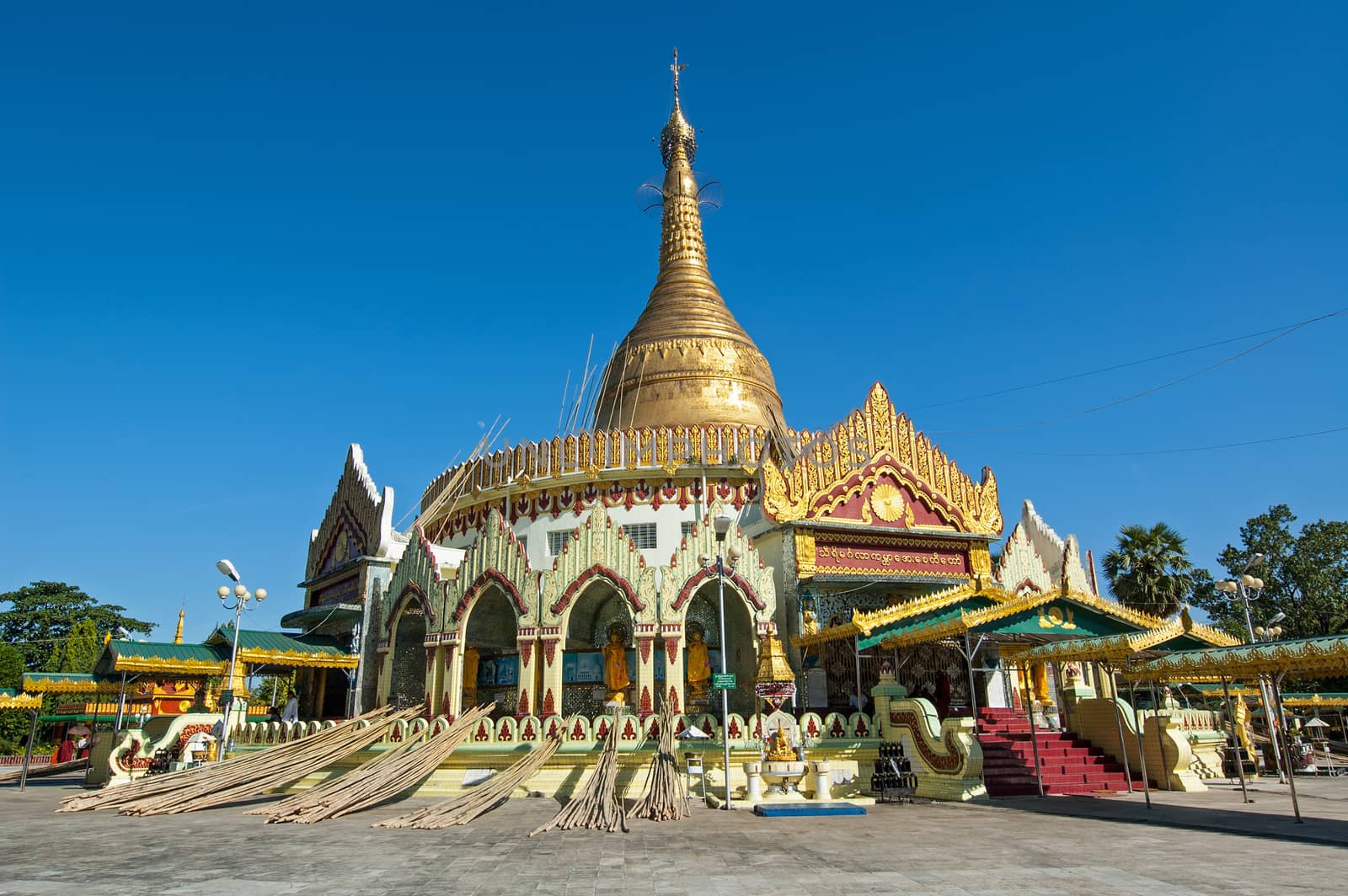 Kaba Aye Pagoda in Rangoon, Myanmar by think4photop