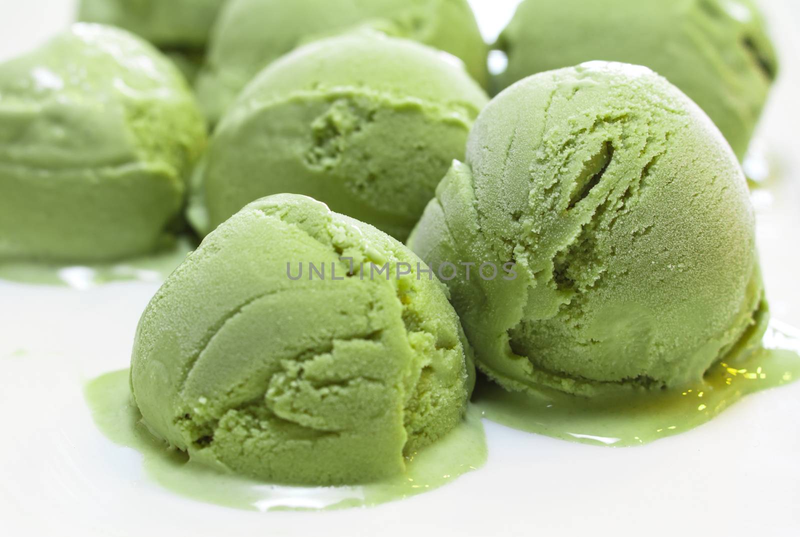Home Made Green tea ice cream  by wyoosumran
