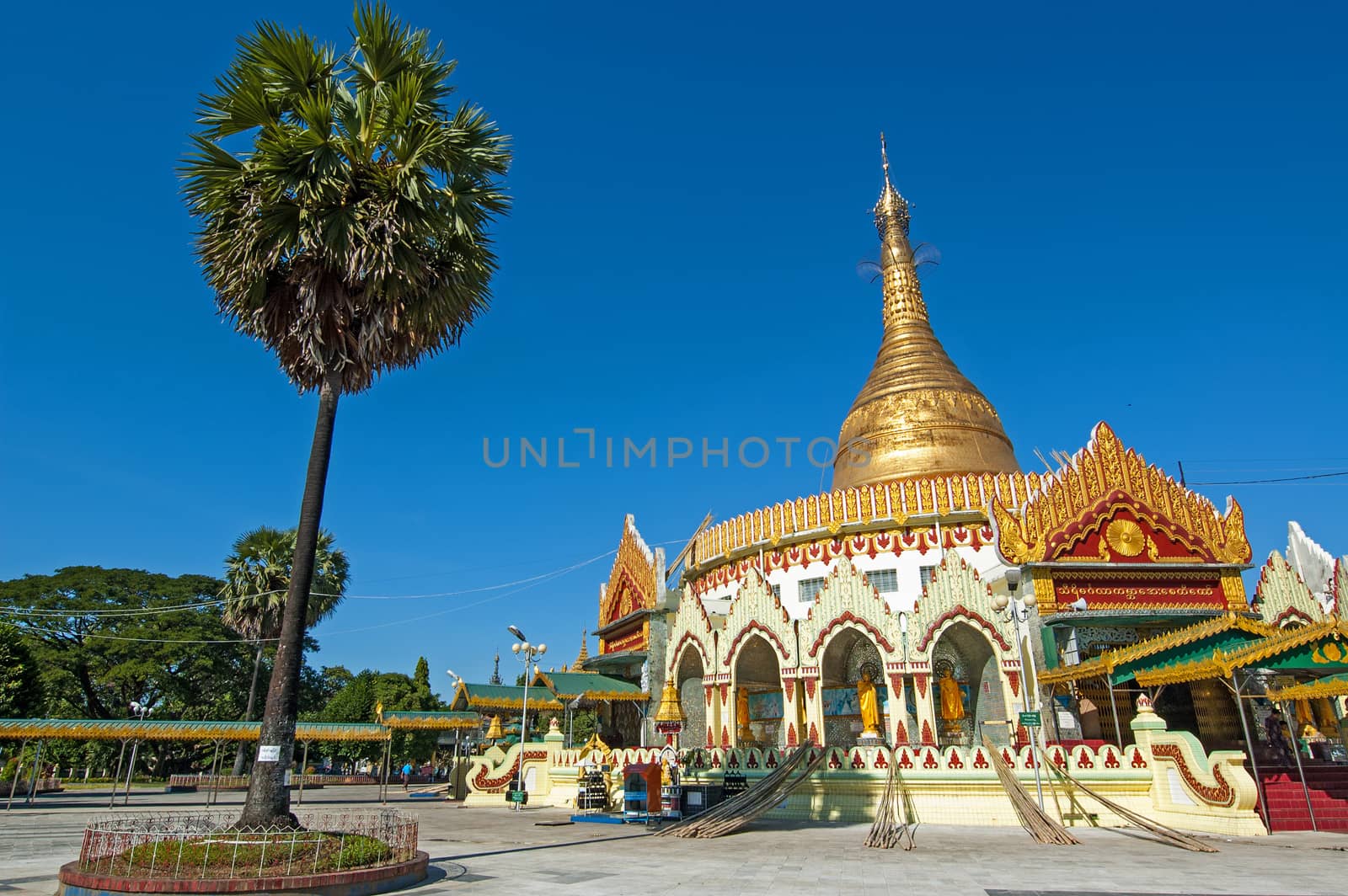 Kaba Aye Pagoda in Rangoon, Myanmar