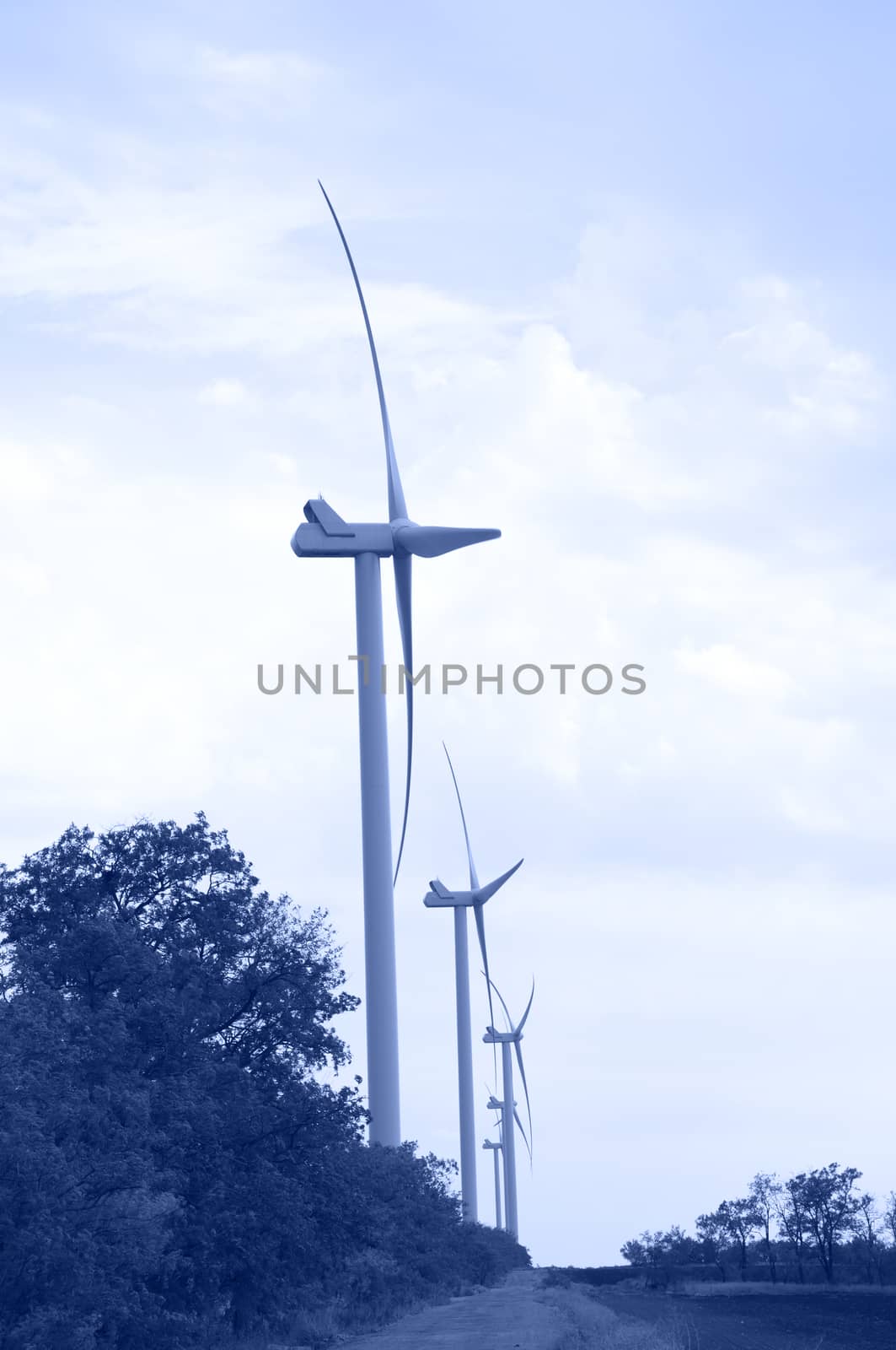 Wind energie. Toned. by bashta