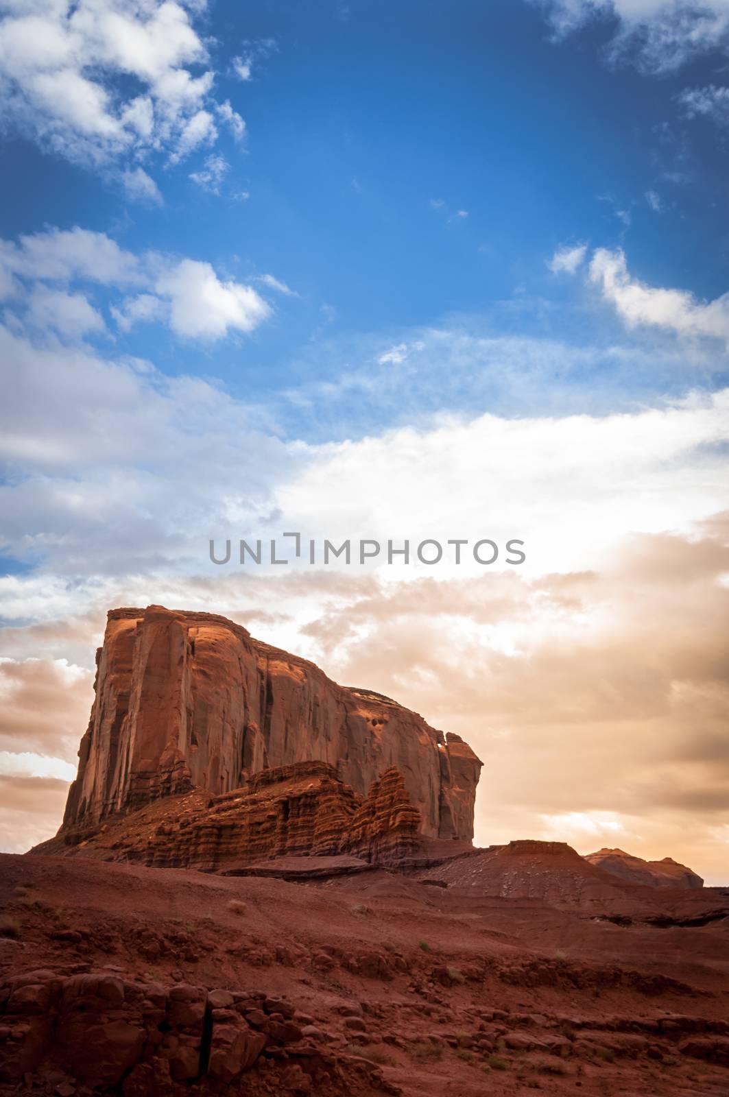 Monument Valley Elefant. This sandstone formation looks like an elefant for the navajo indians.