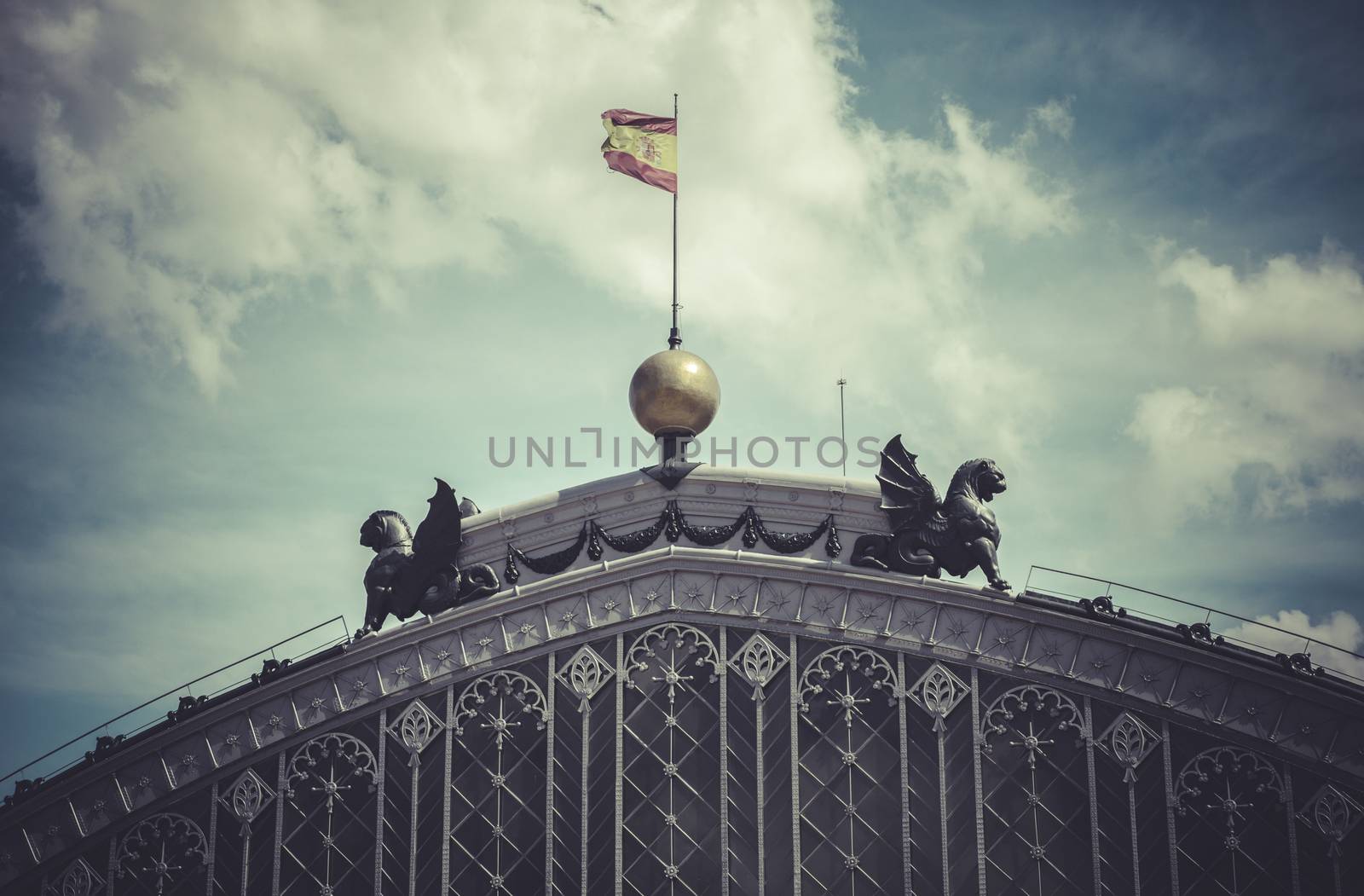 Atocha train station, Image of the city of Madrid, its characteristic architecture