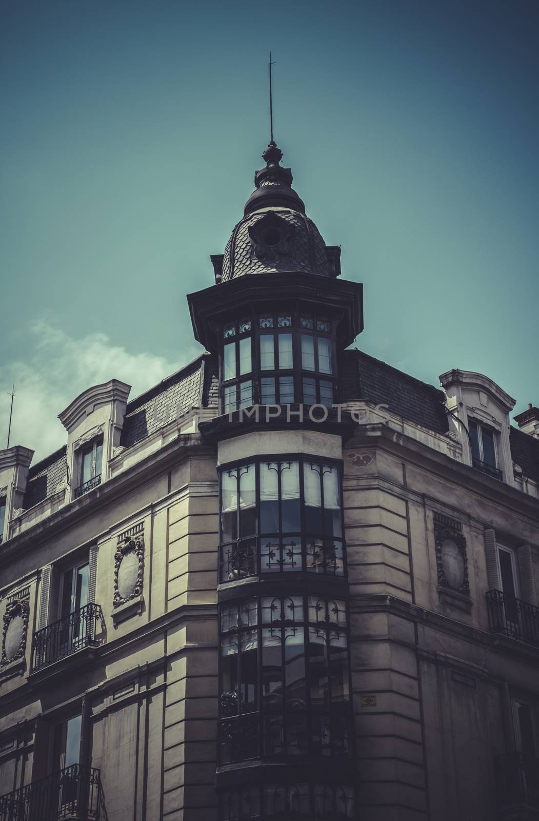 Puerta de Alcal��, Image of the city of Madrid, its characterist by FernandoCortes