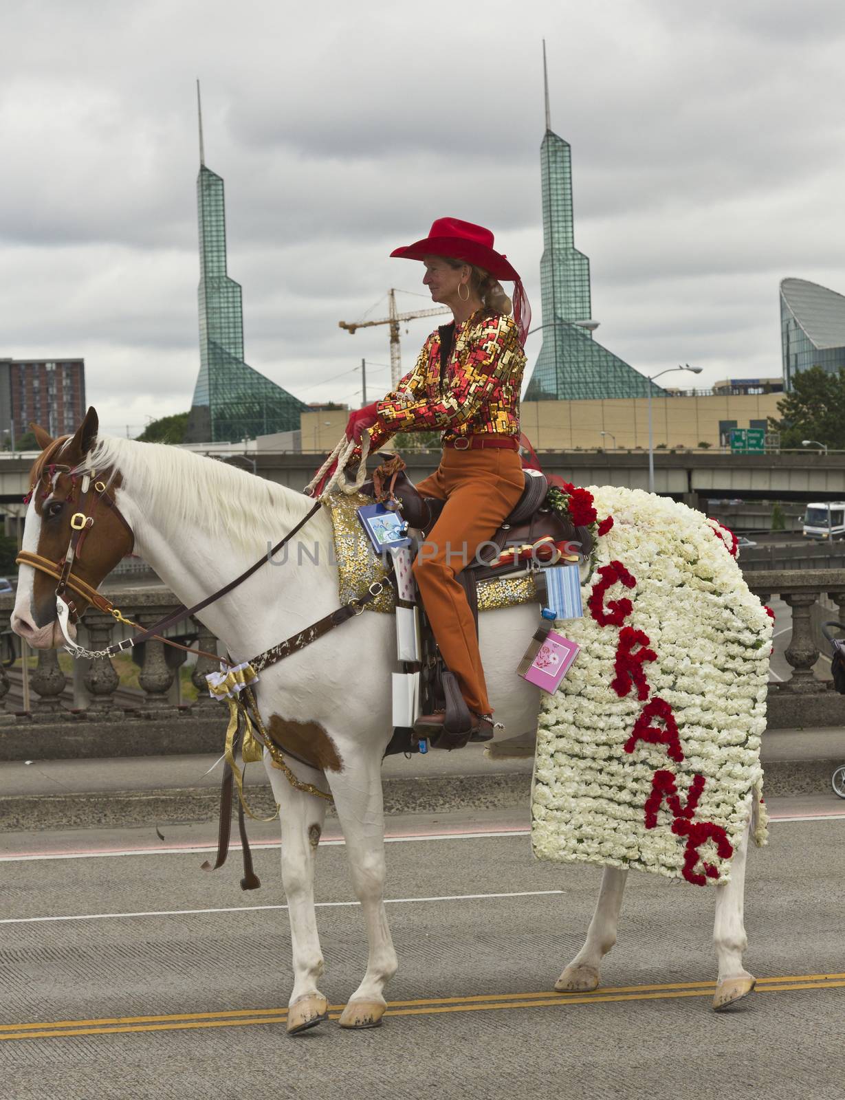 Portland Oregon rose parade. by Rigucci