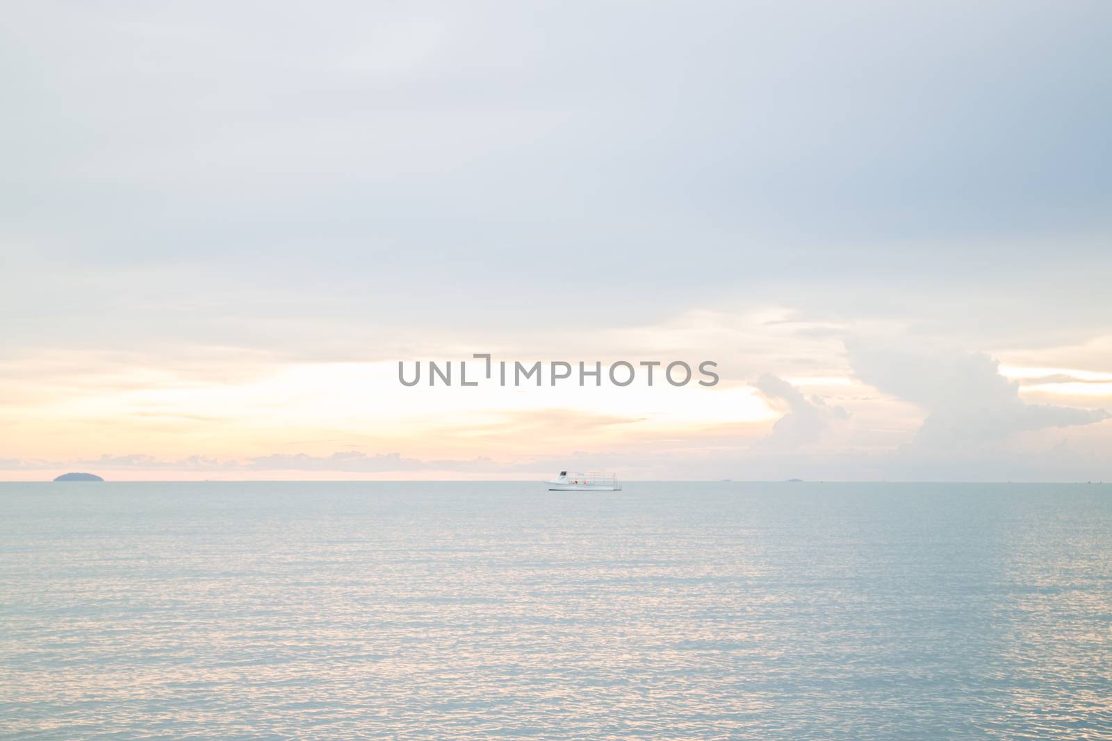 Beautiful sunset view of sea by punsayaporn