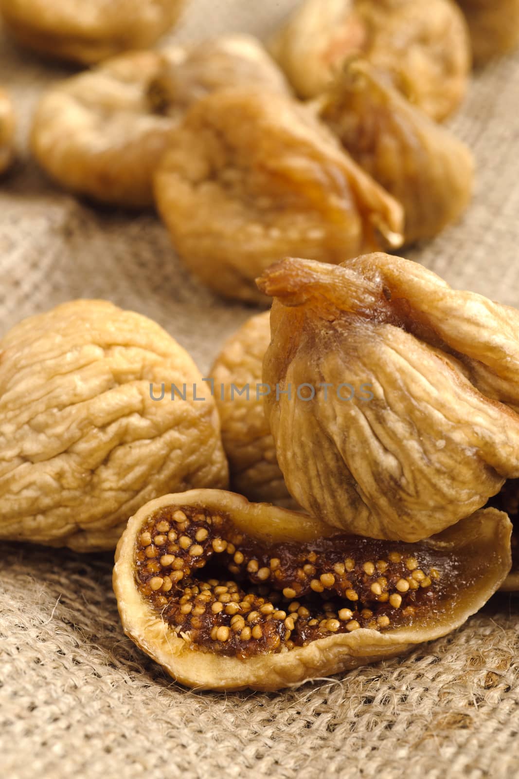 dried figs