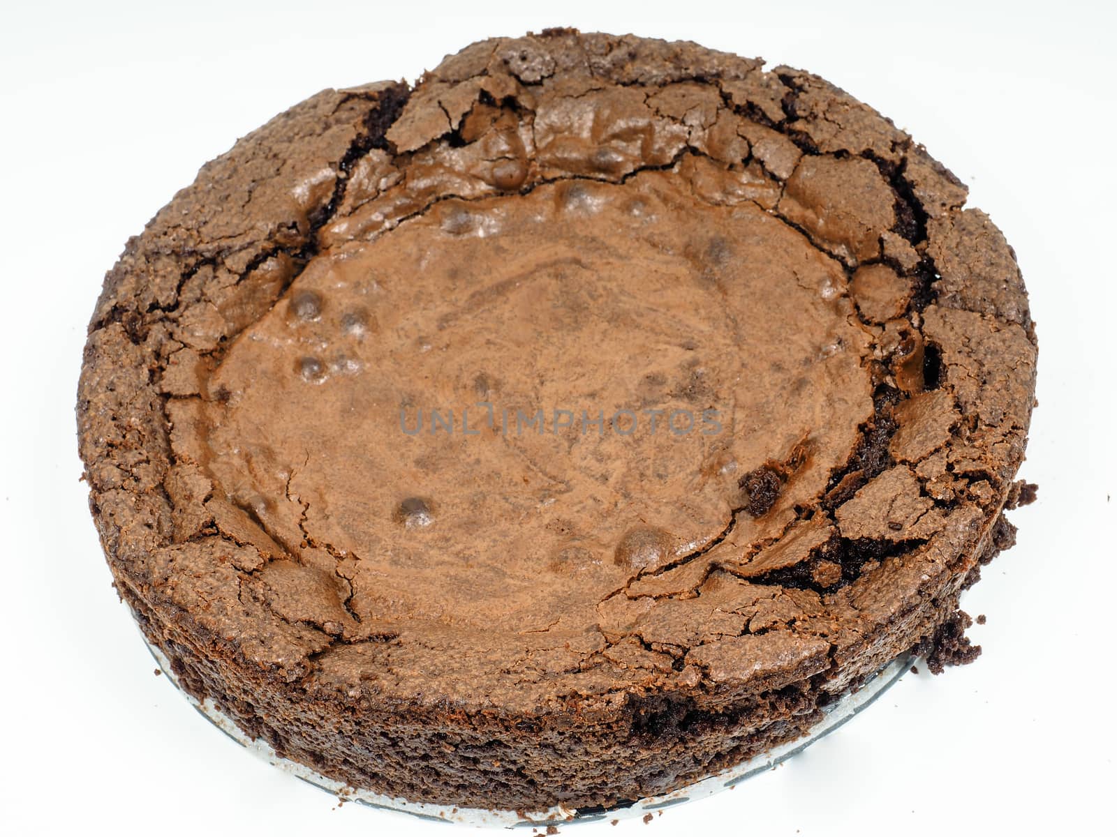 Closeup of a fresh made crackled chocolate cake
