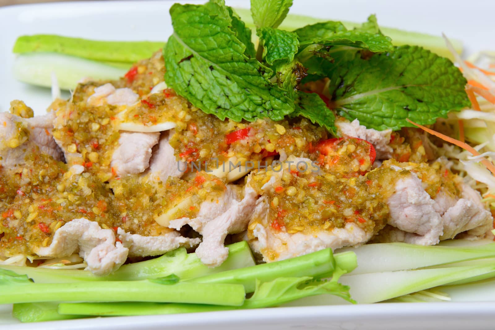 Boiled Pork with Lime Garlic and Chili Sauce (Moo Ma nao) ,Thai food