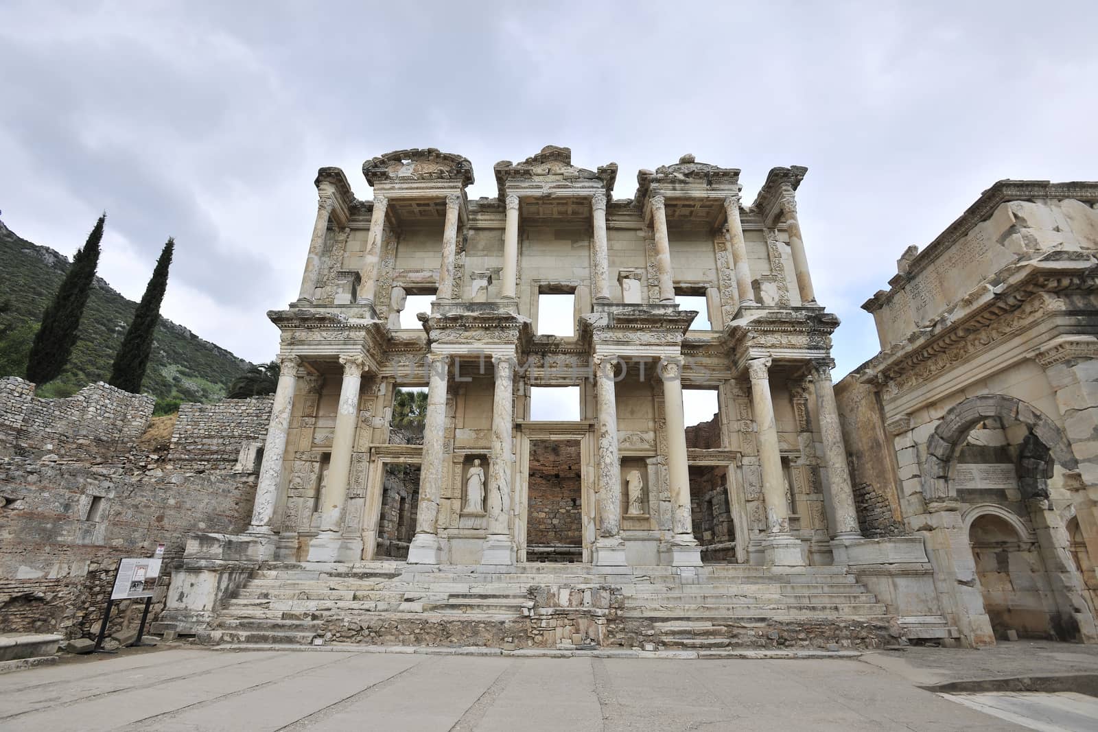 Ephesus by emirkoo