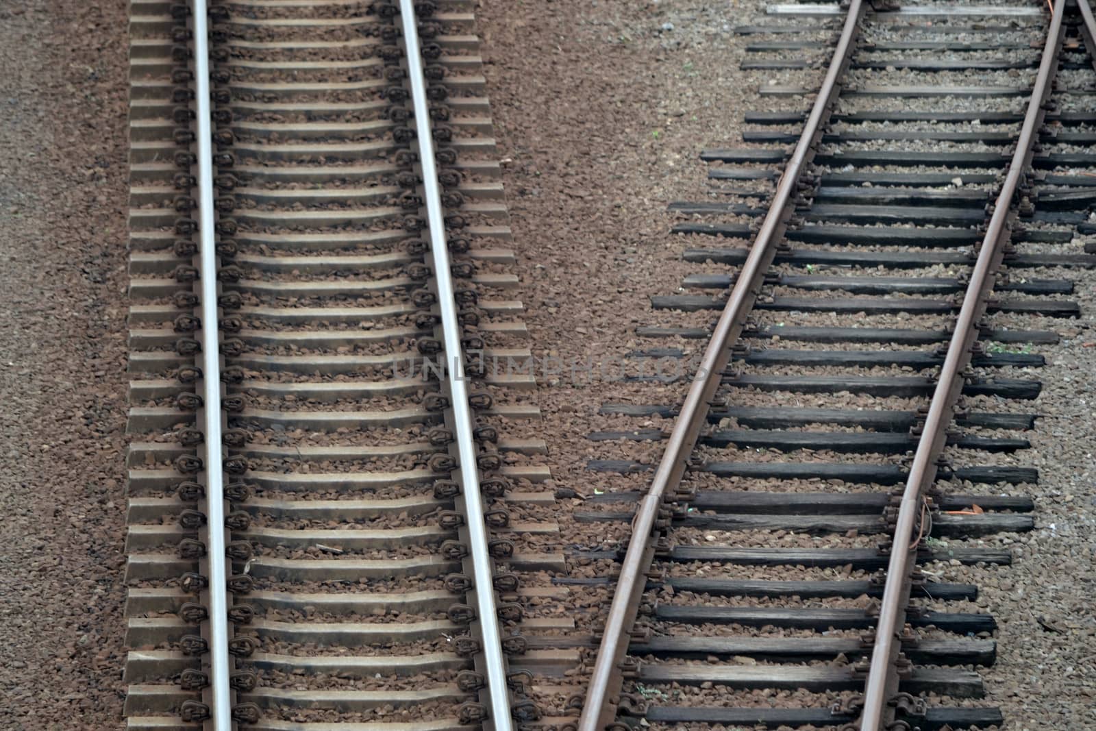 train railways that built with stainless steel metal