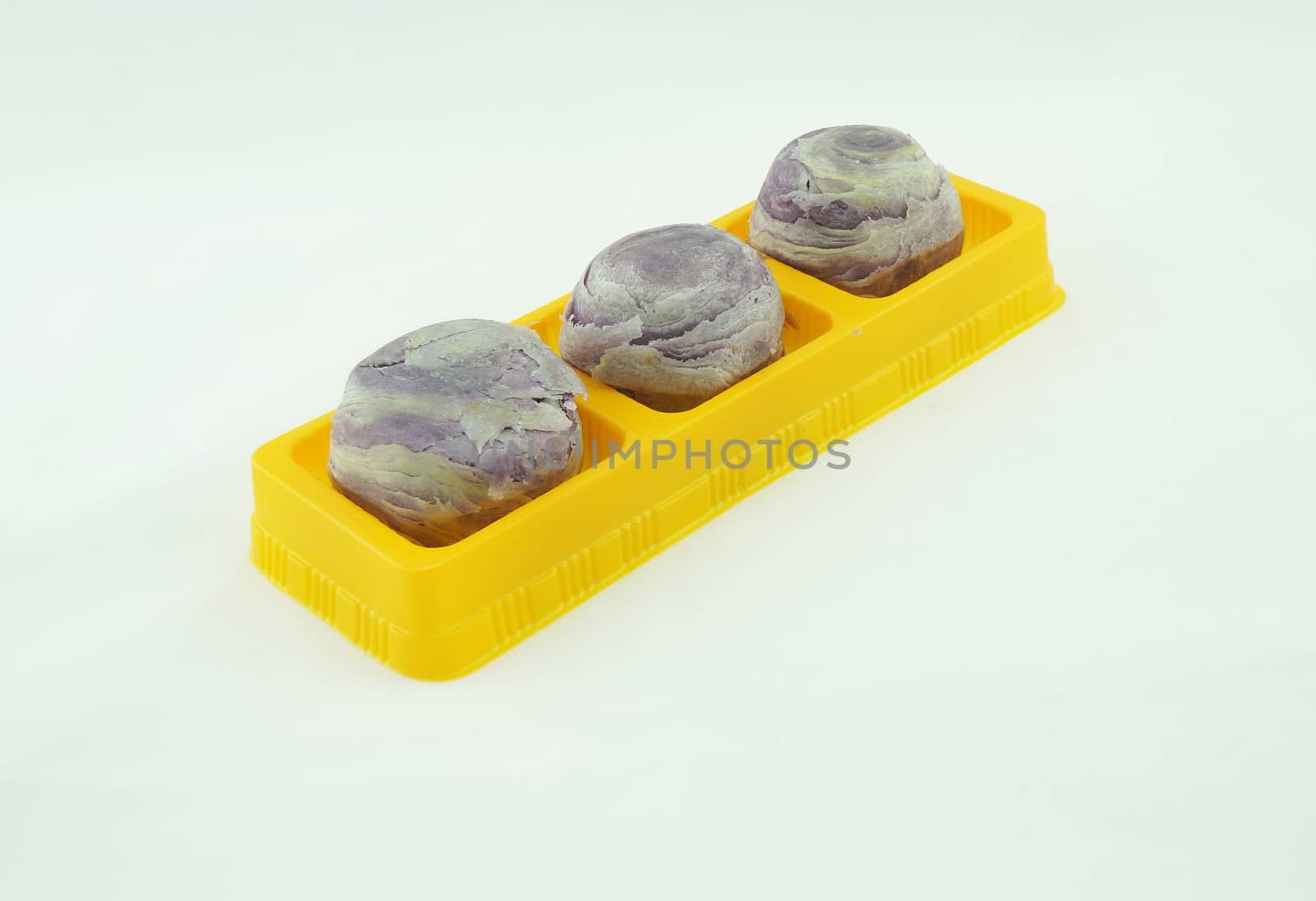 Vietnamese peeling skin pastry in yellow box by ninun