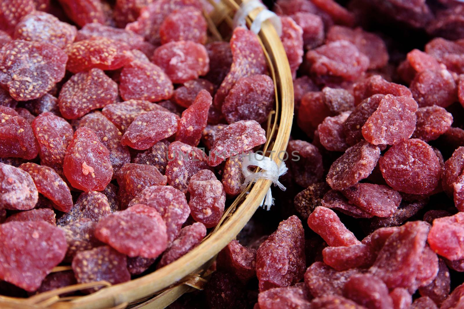 Dried strawberries background