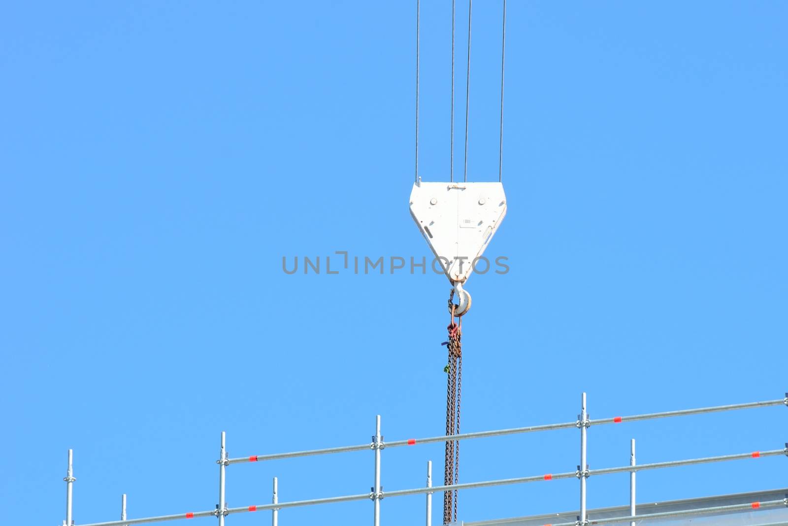 large pulley on crane by pauws99