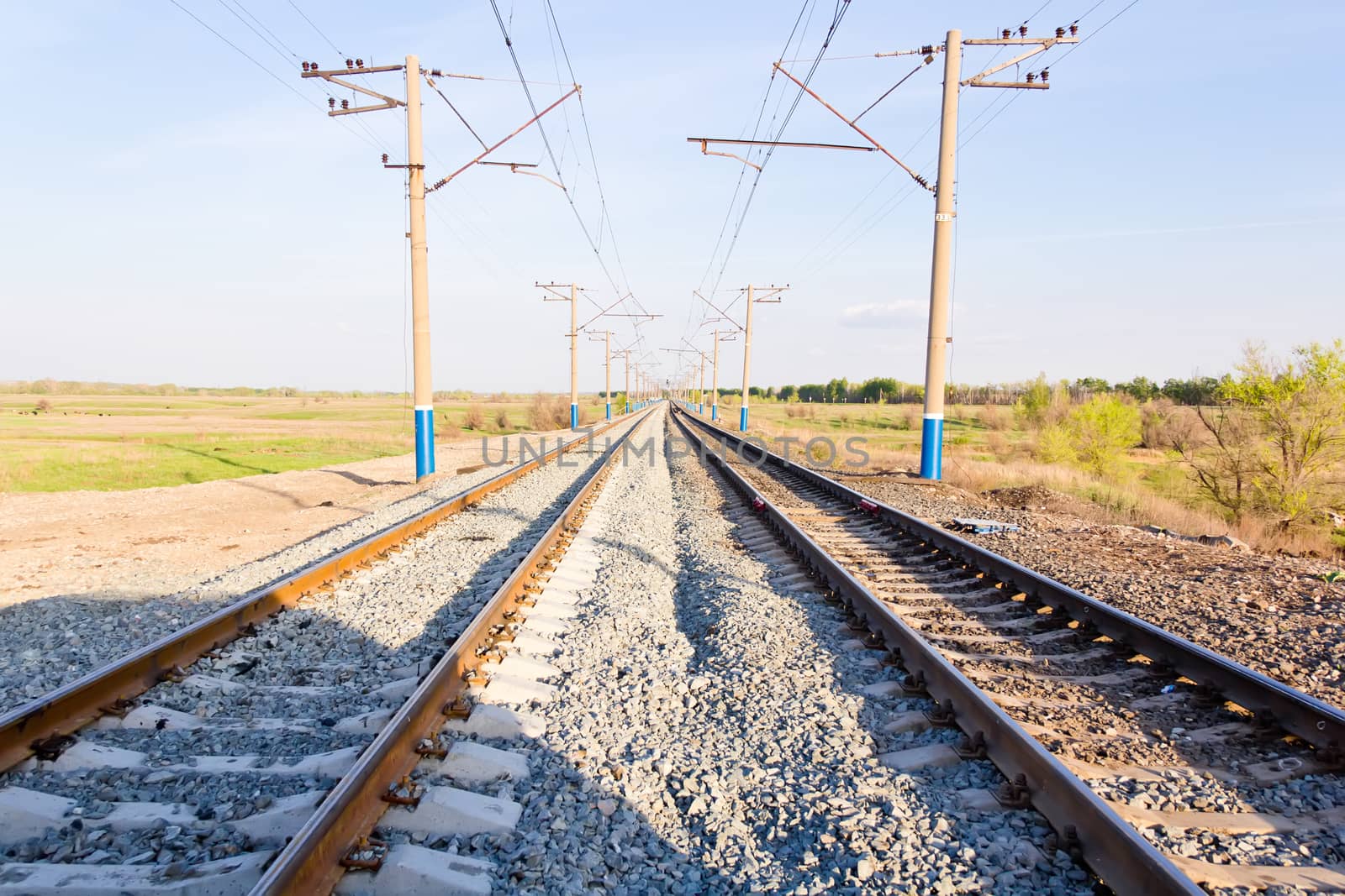 Photo of day landscape with railroad perspective