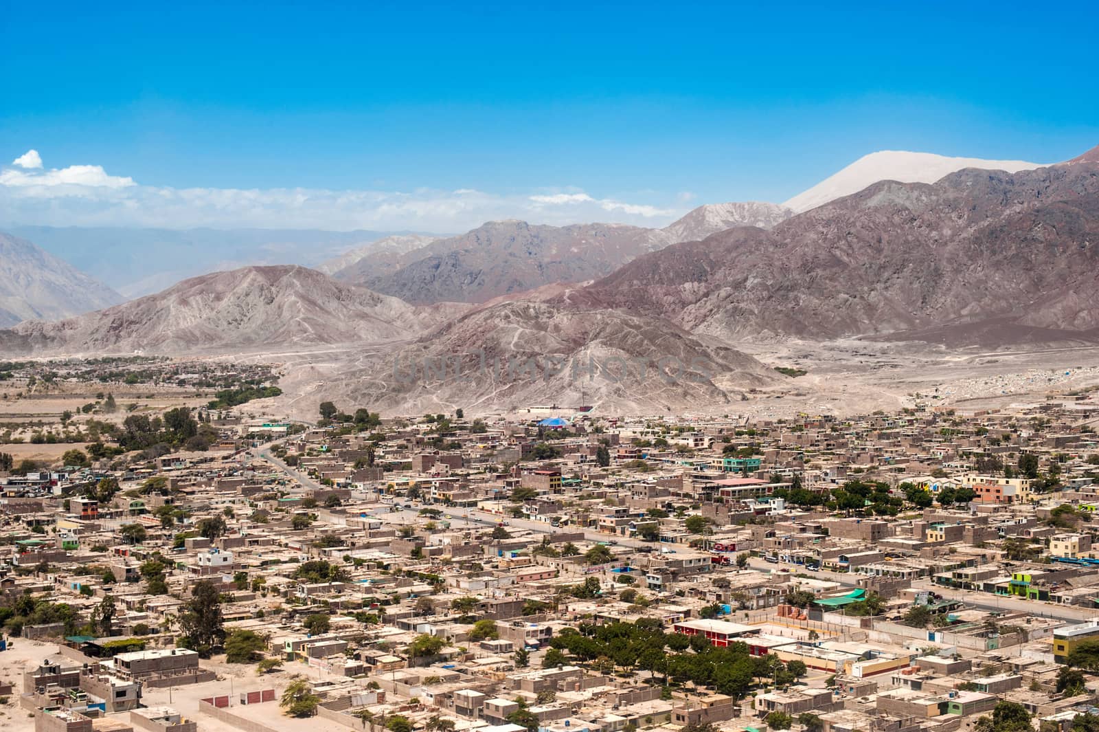 Biggest dune in the world dominates the city of Nazca in the des by xura