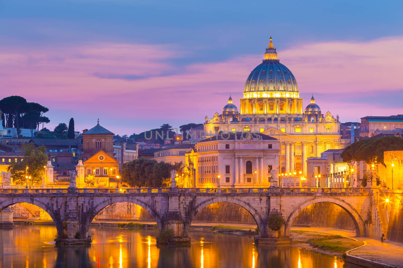 View at St. Peter's cathedral in Rome, Italy by kasto