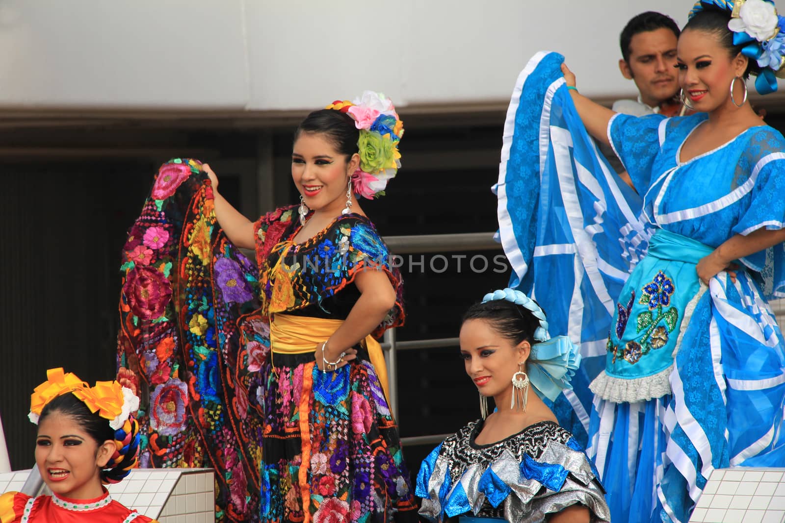 Mexican entertainers performing on stage in Puerto Vallarta, Mexico
07 Dec 2012
No model release
Editorial only