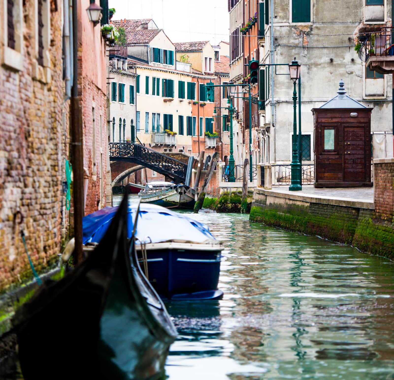 Venetian water canal by GekaSkr