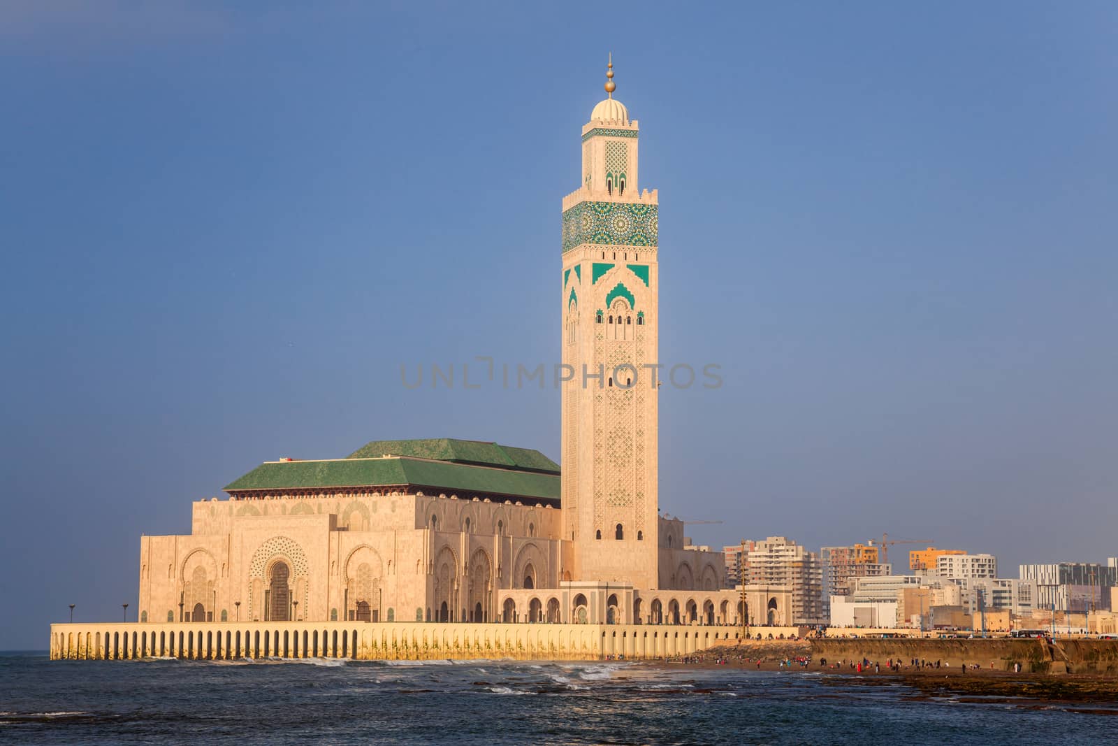 Mosque of hassan II and the sea in casablanca, morocco