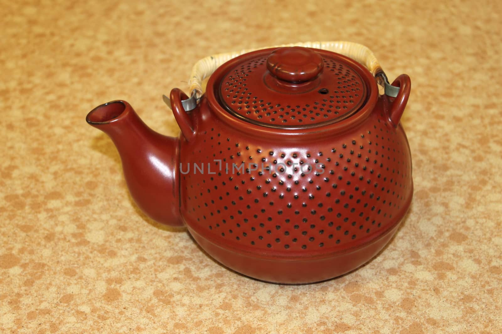 Japanese Teapot by hlehnerer