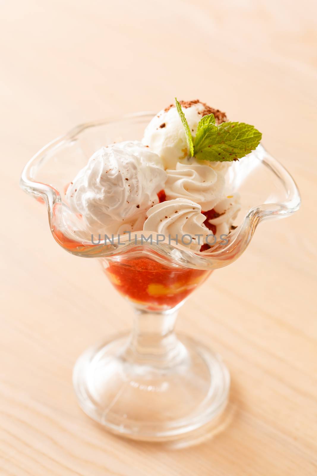 dessert with ice cream