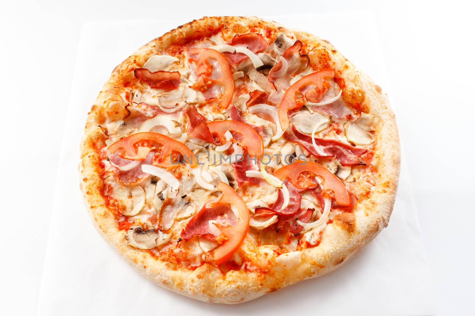 tasty pizza by shebeko