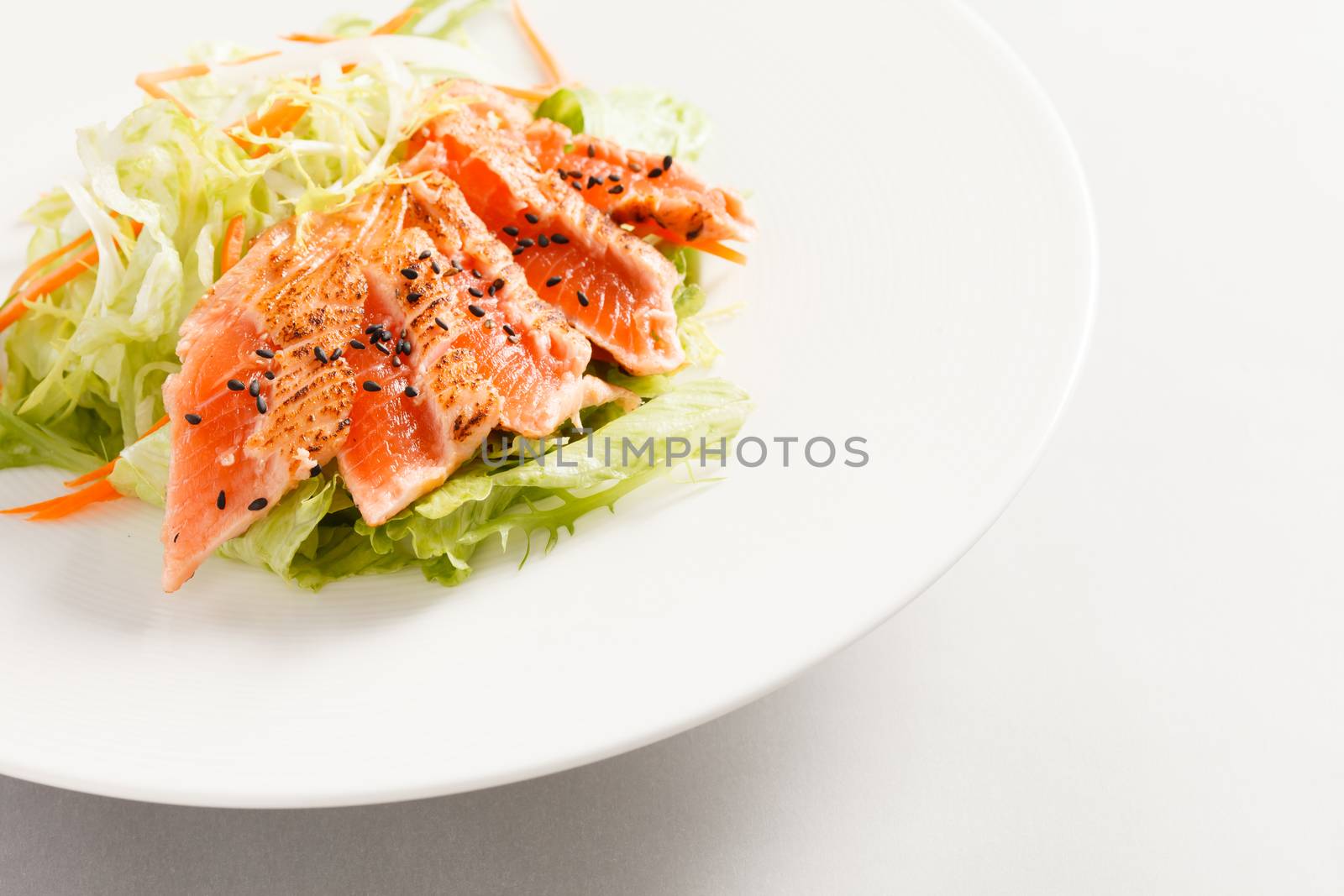 japanese salad with salmon