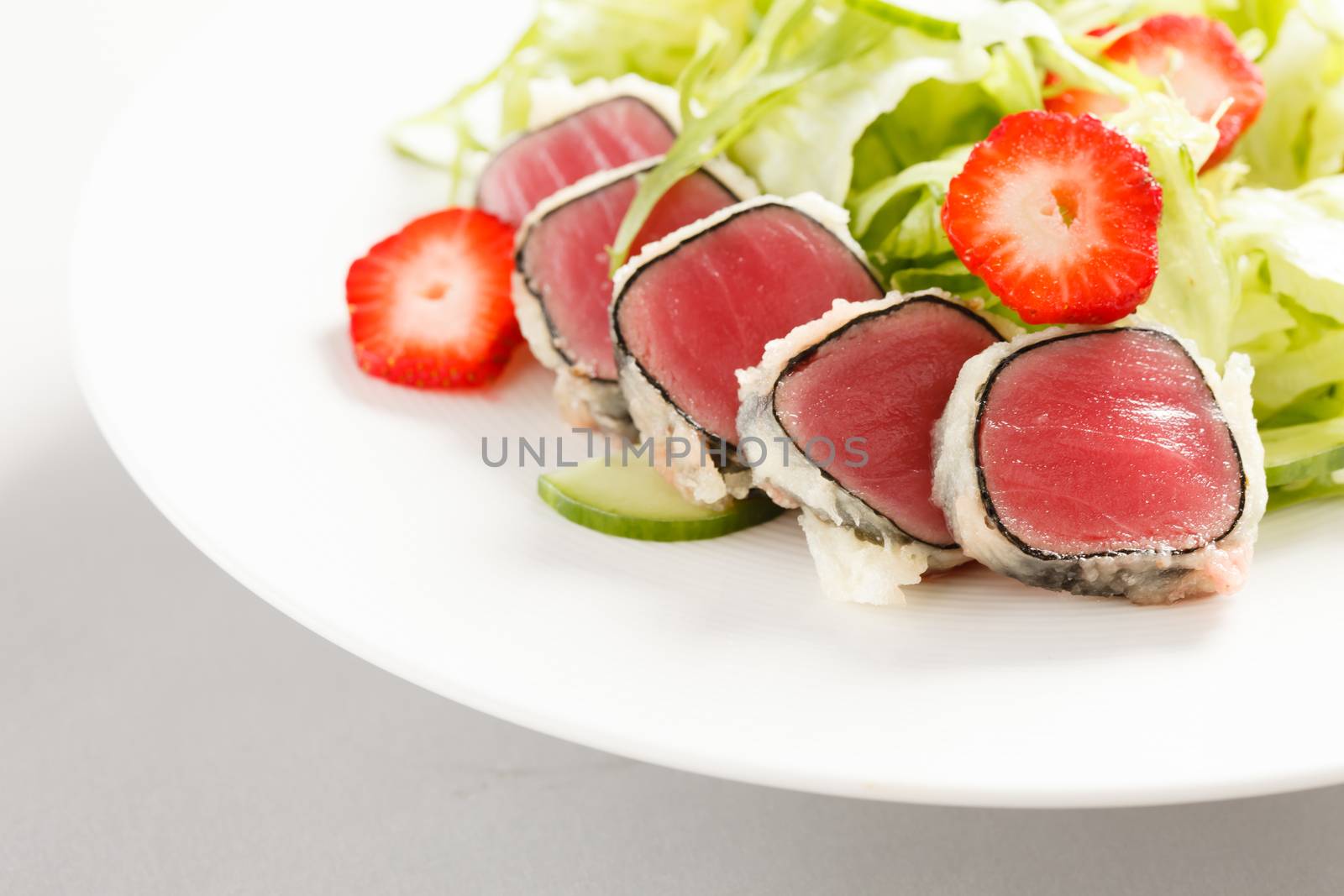 tuna appetizer by shebeko