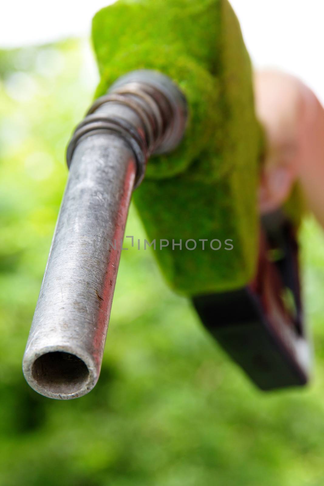 green fuel nozzle, energy concept