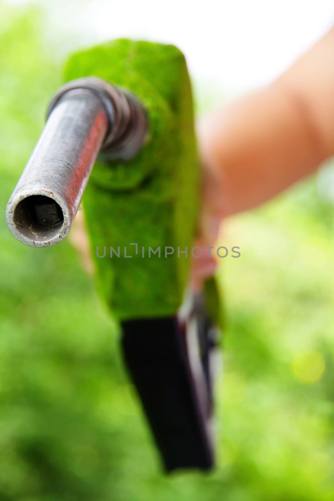 green fuel nozzle, energy concept
