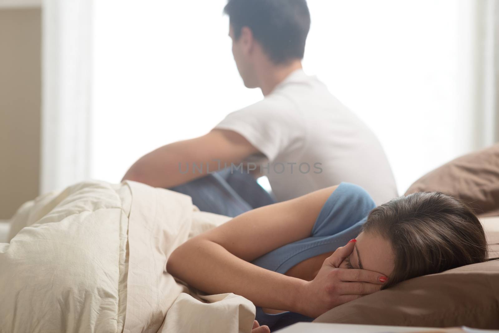 Relationship Difficulties: Young couple having problems