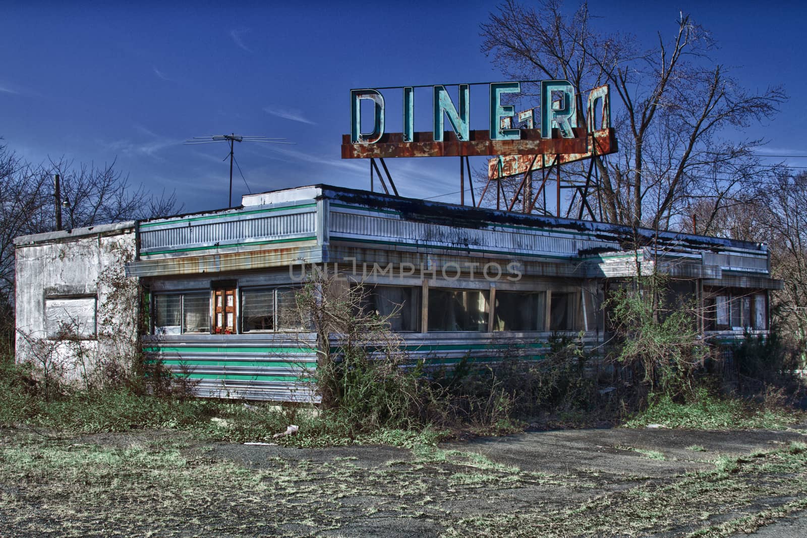 Abandoned diner by tedanddees