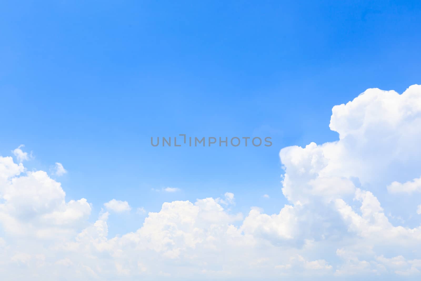 blue sky with cloud