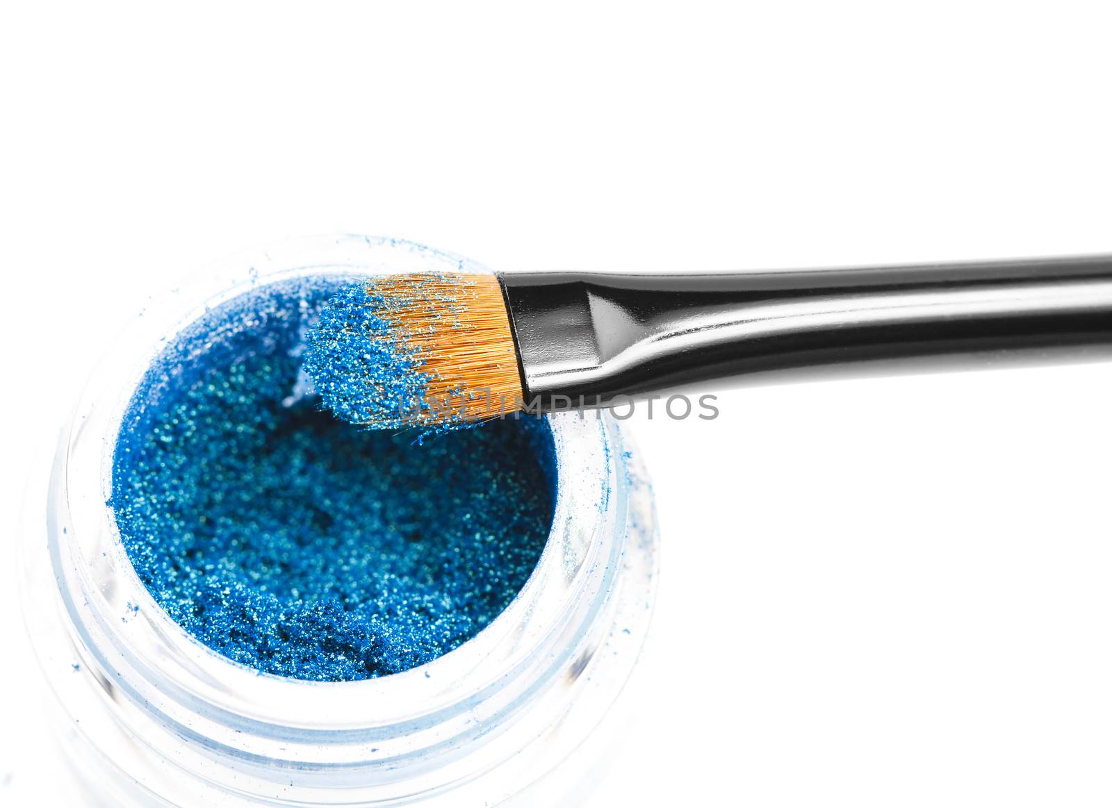 Makeup brushes and powder by Bedolaga