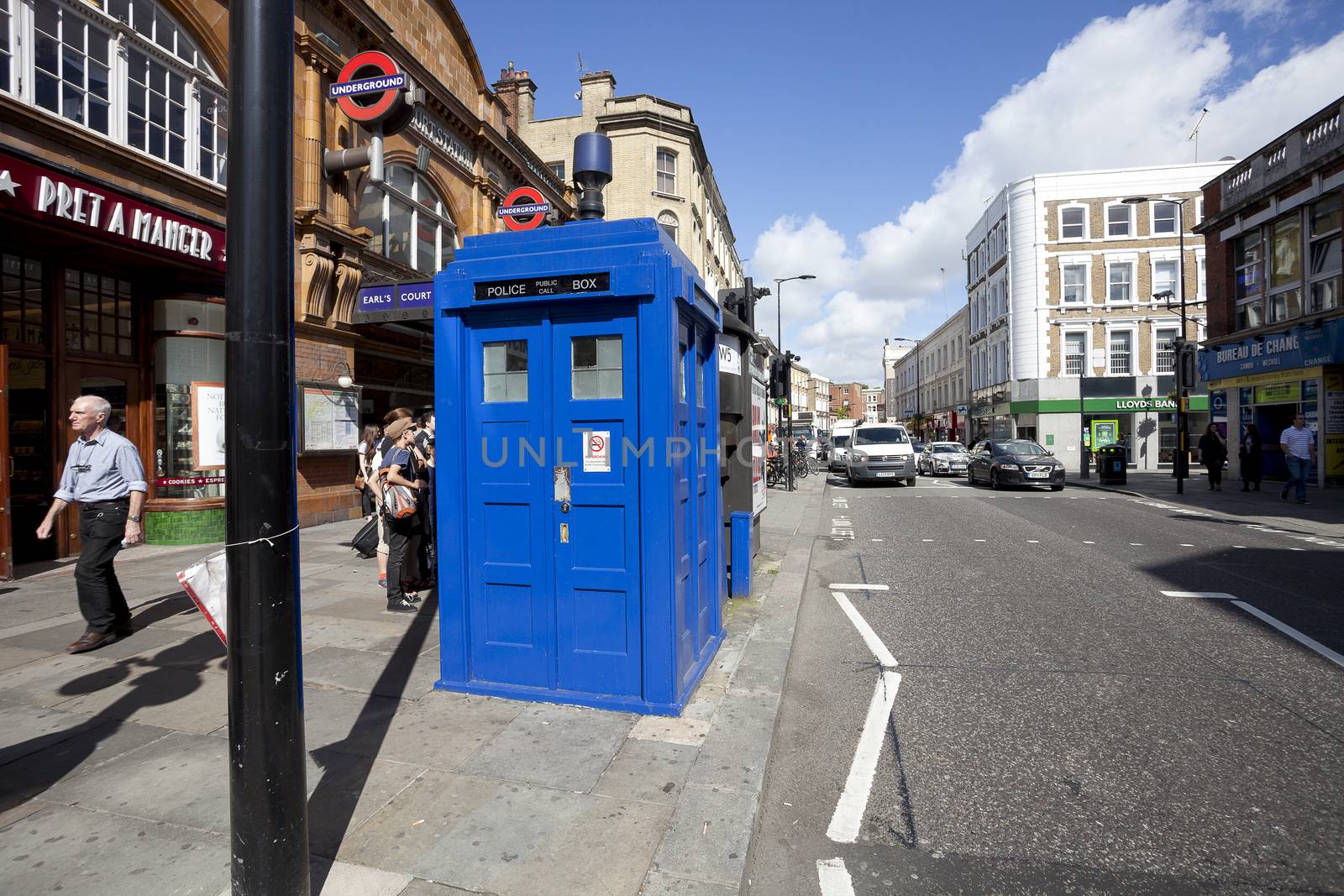 Traditional British public call police box by ints