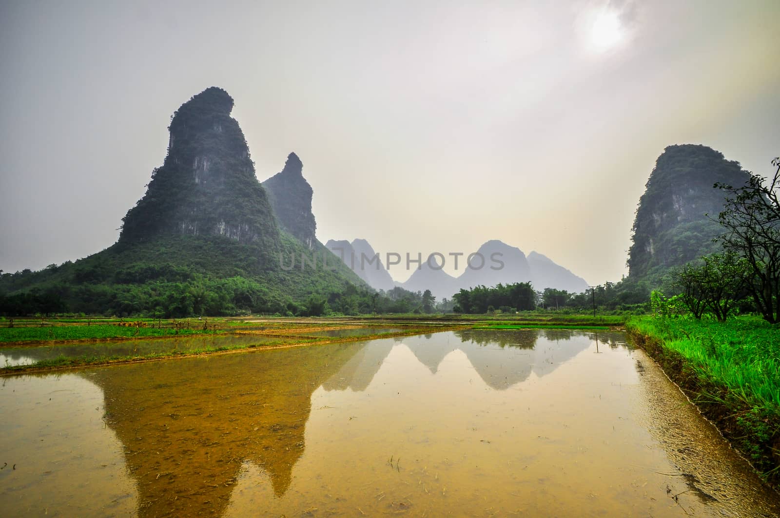 Li river mountain landscape in Yangshuo Guilin by weltreisendertj