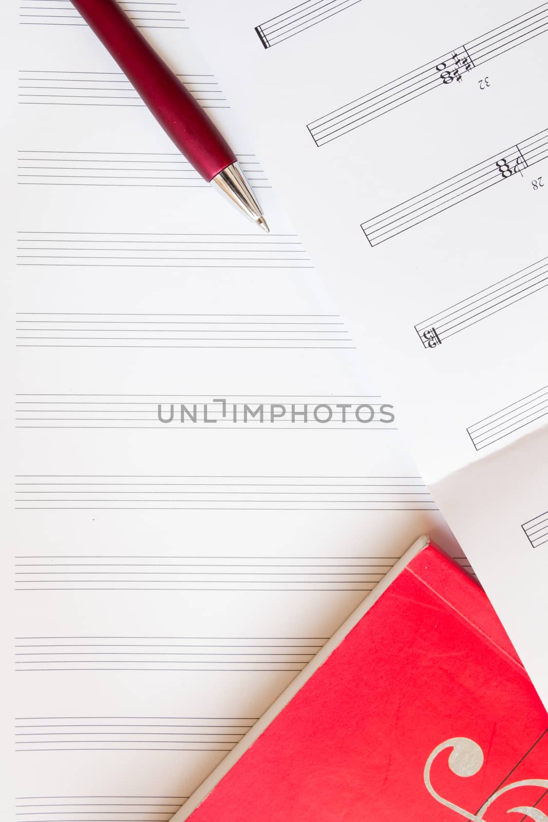 Sheet music with pen and music book, for copy writing space