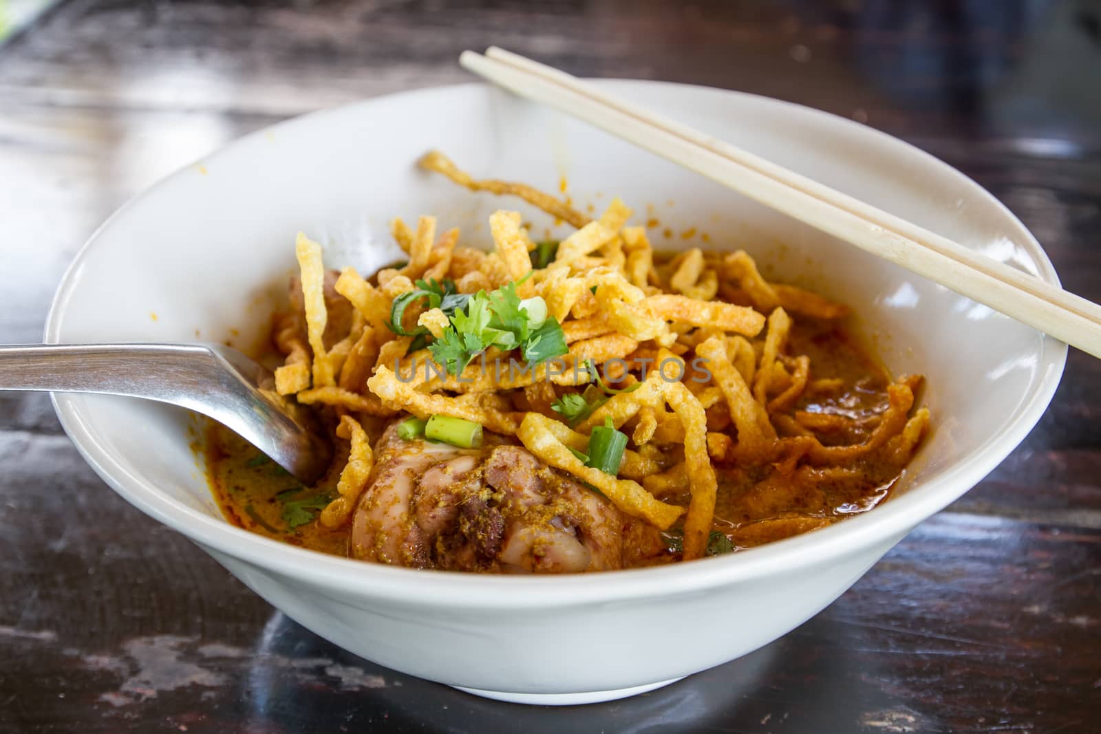 Khao Soi, Northern Thai Noodle Curry Soup by kasinv