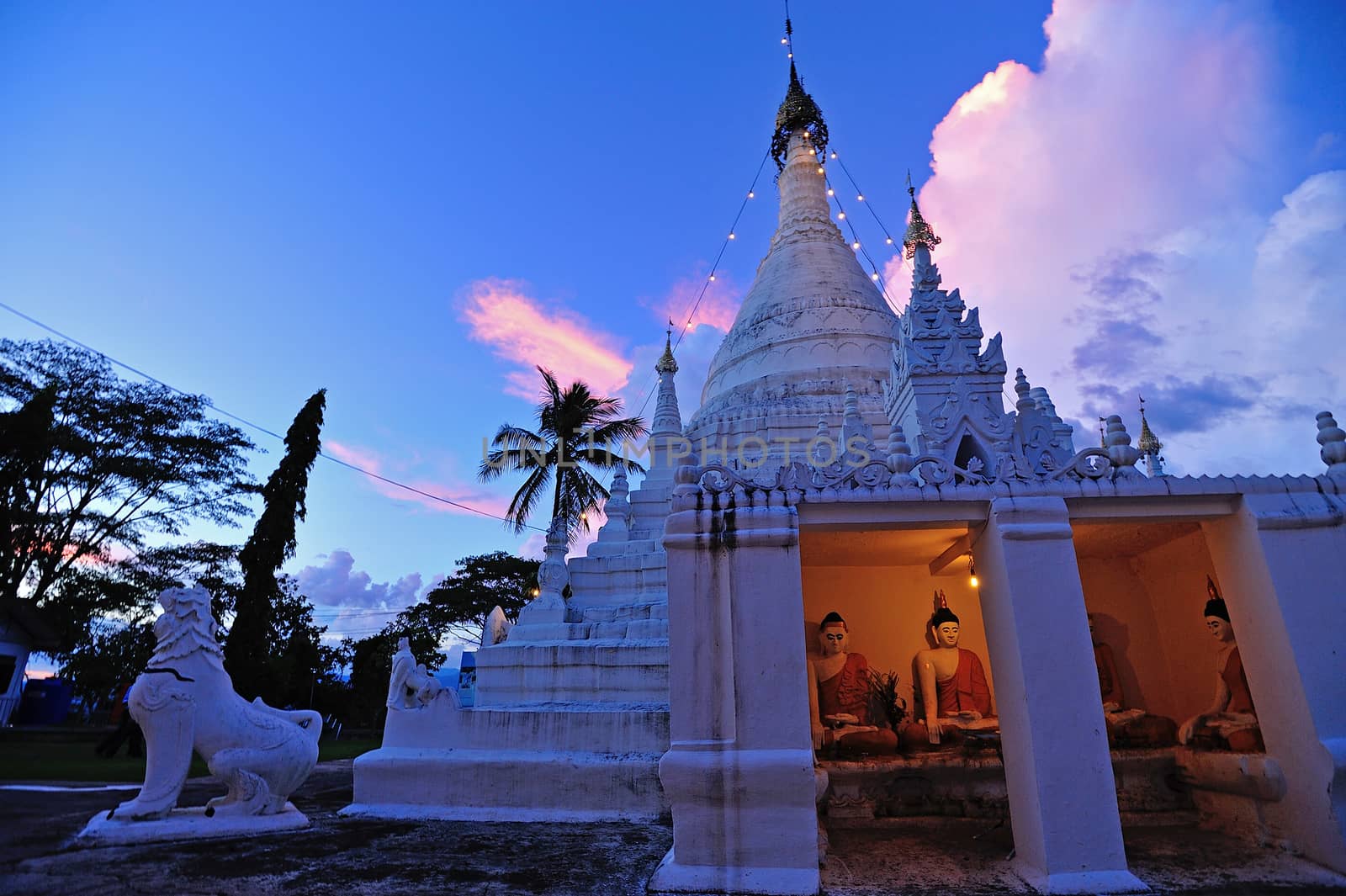 Wat Phra That Doi Kong Mu in twilight. Mae Hong Son, Thailand