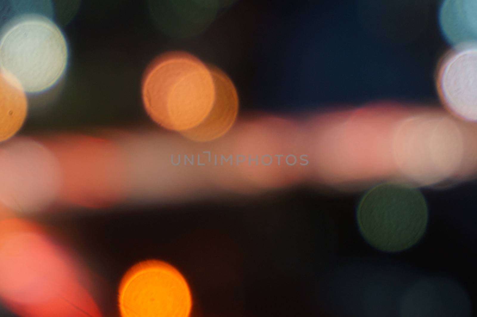 Bokeh on the night by ninun