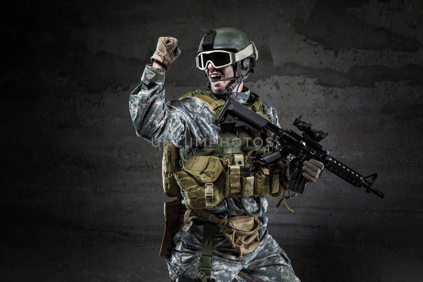 American Soldier shouting on dark background