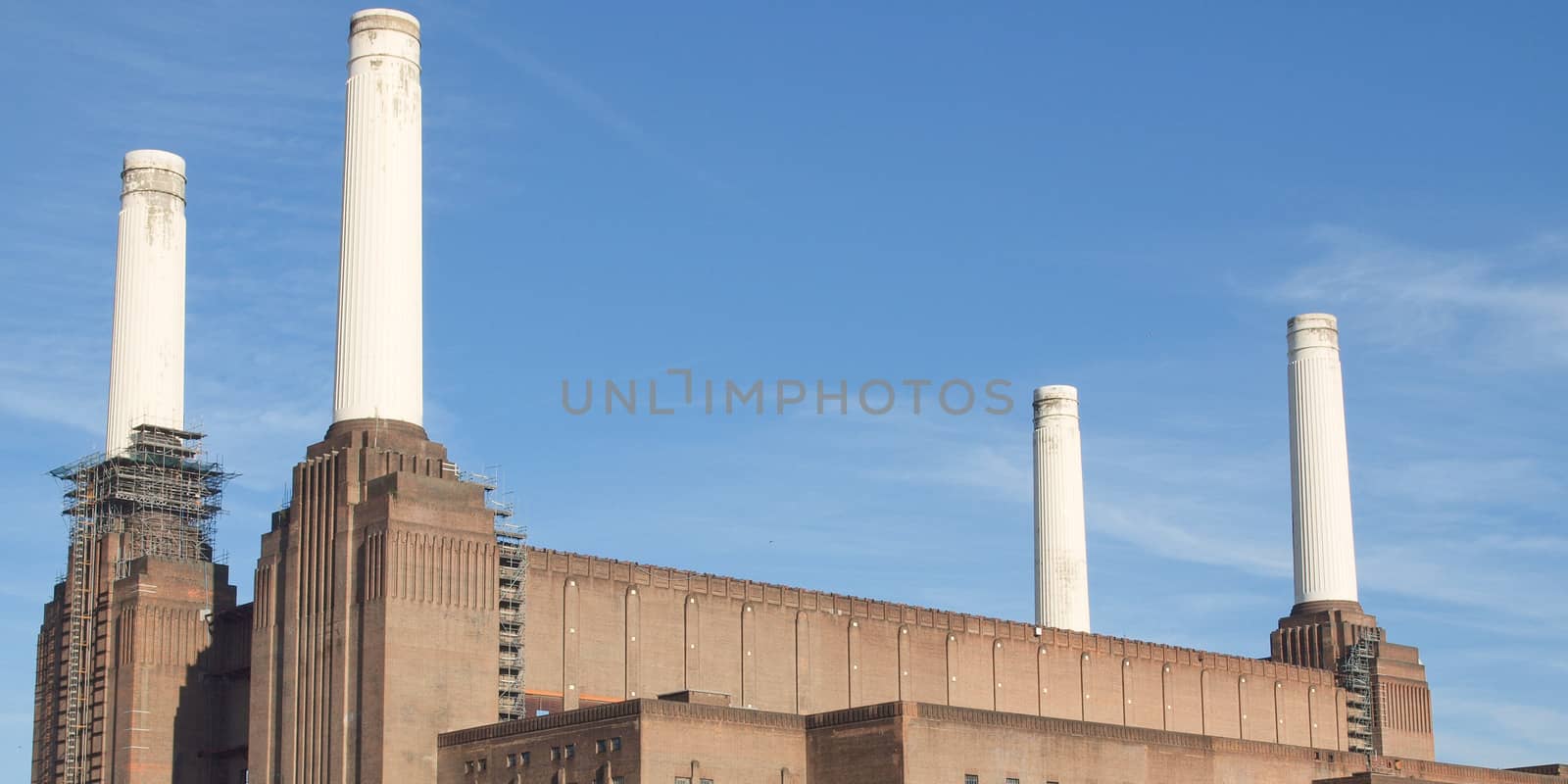 Battersea Powerstation London by claudiodivizia