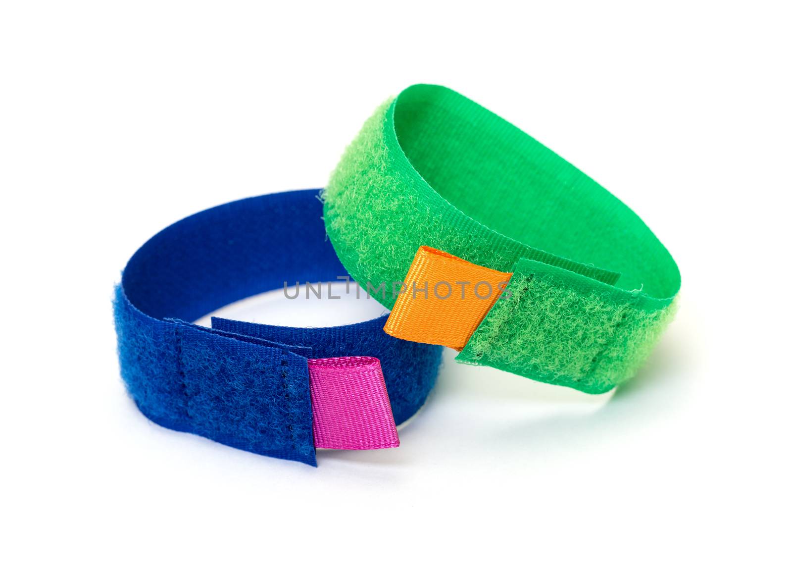 Rings from Colorful Velcro Strips by Discovod
