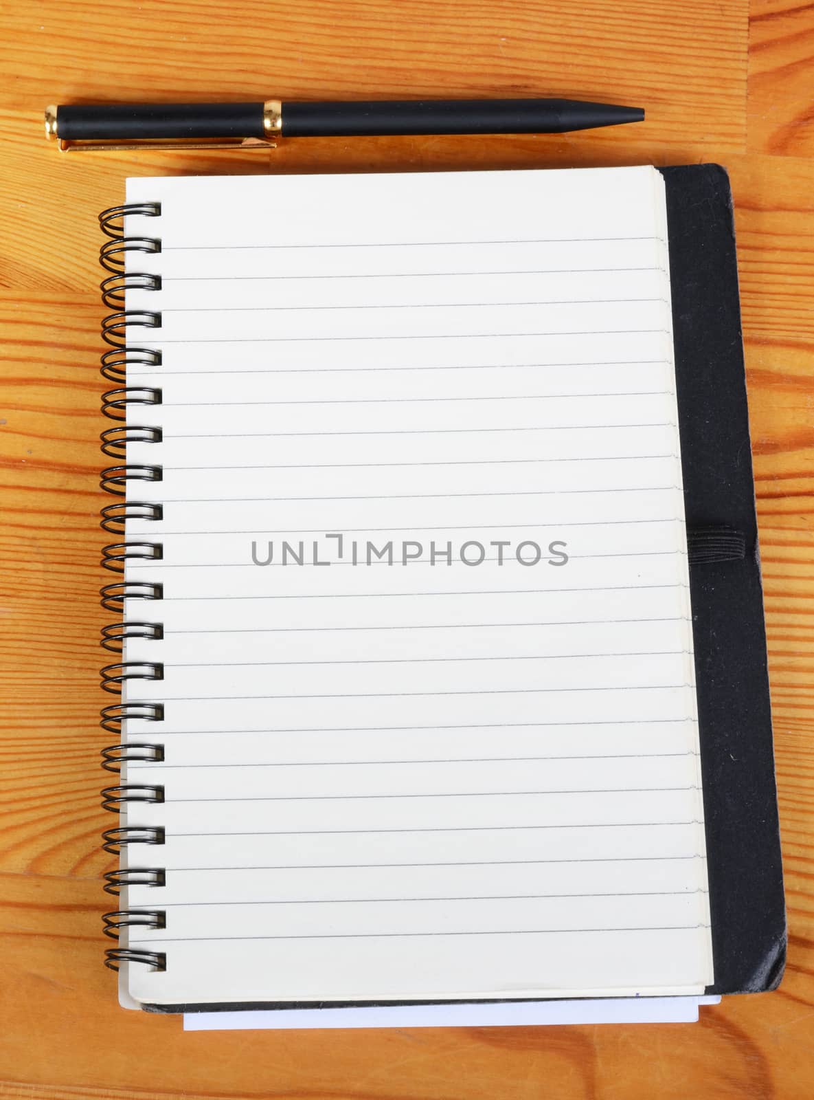 blank note book by sarkao