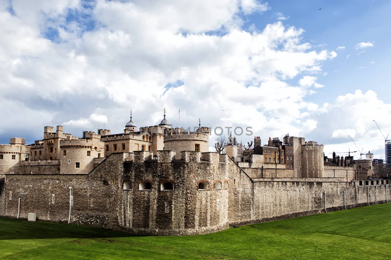 Tower of London, United Kingdom by mitakag