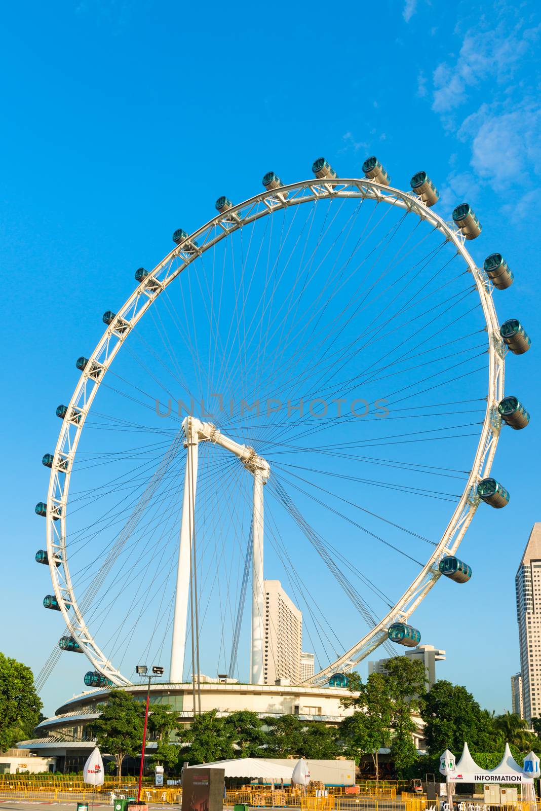 SINGAPORE - 06 JUN 2013: Singapore Flyer is a giant Ferris wheel in Singapore. It was the world's tallest Ferris wheel until March 2014.