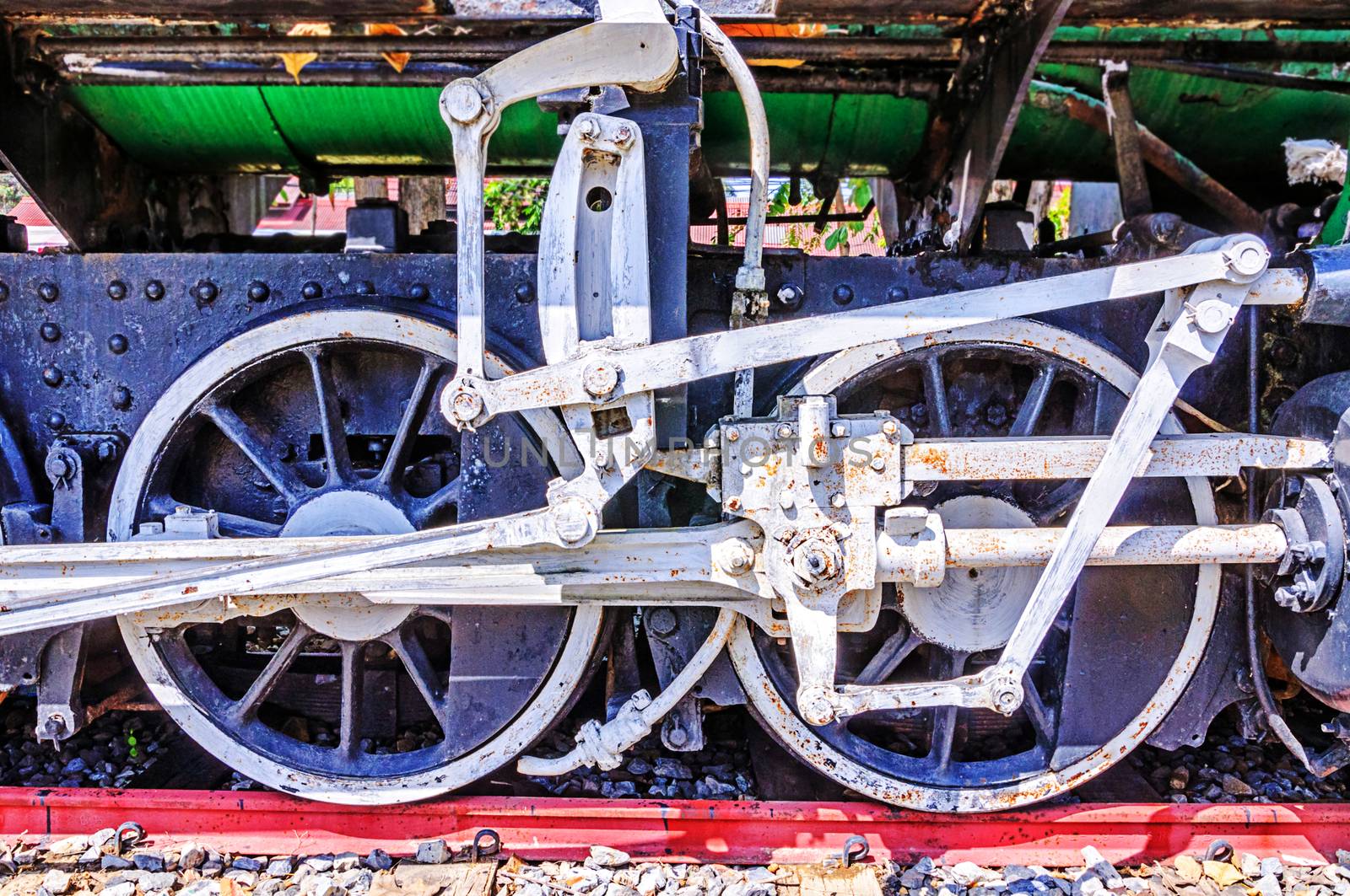 Wheels of a vintage steam locomotive 